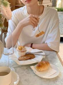 DAZY 女士和青少年女孩圆领纯色字母印花短袖T恤可爱上衣超大T恤 - 白色 - 查看 7