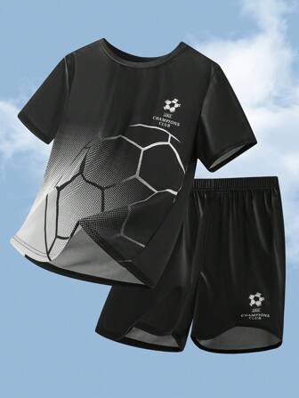 SHEIN Sportset voor tienerjongens, 2 stuks: T-shirt met ronde hals en korte mouwen en shorts met voetbalafbeeldingen, lente/zomer
