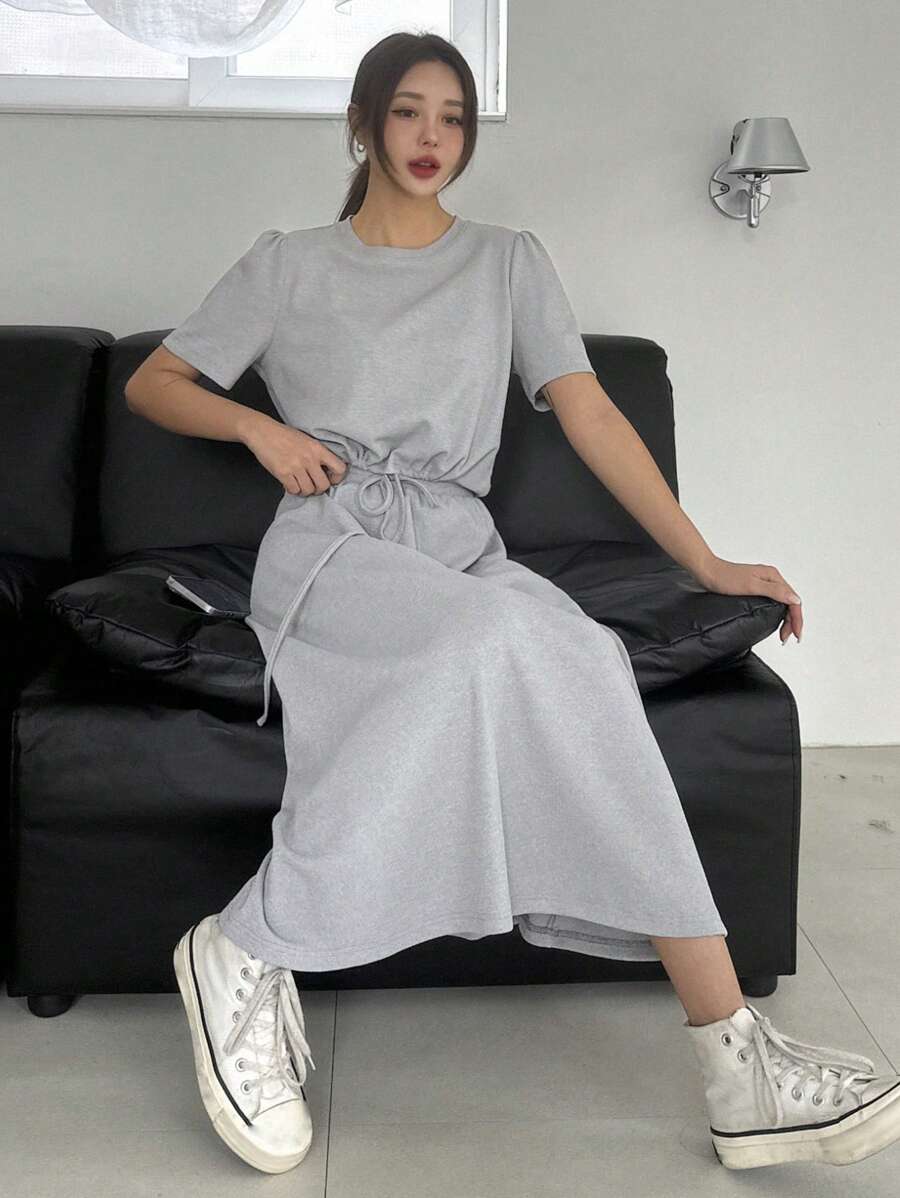 DAZY 2pcs Women's Solid Color Drawstring Cropped T-Shirt & Split Hem Skirt Set - Grey - View 1