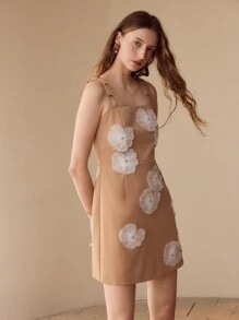 MOTF PREMIUM FLORAL PATCHED TANK DRESS - Coffee - View 4
