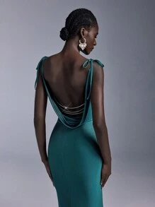 Elitara Elegant Green Glossy Knitted Sling, Shoulder Straps, Bow, Large Backless Swing Collar, Diamond Chain Decoration, Fishtail Style, Suitable For Dates, Vacations, Weddings, Events, Bridesmaid Dresses