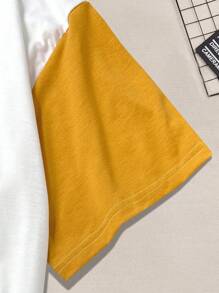 Claim Dot Herren-t-shirt Mit Colorblock-astronauten-print Und Slogan