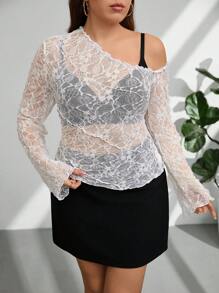 SHEIN Privé Blusa ajustada de patchwork con cuello asimétrico de encaje estilo bohemio para mujer talla grande