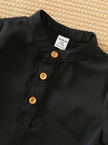 SHEIN 2 件套男婴/女婴刺绣领短袖半襟上衣和松紧腰短裤套装 - 黑色 - 查看 6