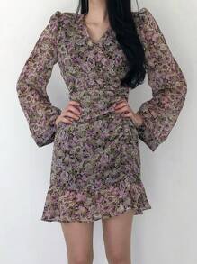 DAZY 女士V领优雅碎花长袖短款连衣裙，荷叶边，秋季度假装扮 - 紫色 - 查看 3