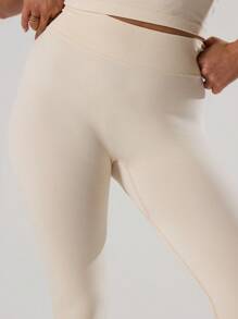 Musera Sport 高腰喇叭修身瑜伽运动裤，适合板式网球、网球、匹克球、健身房、普拉提、日常休闲等运动。 - 奶油色 - 查看 7