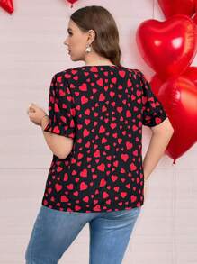SHEIN Privé Plus Size Women's Romantic Ruffle V-Neck Short Sleeve Shirt With Heart Print Pattern, Elegant Casual For Date And Party, Spring/Summer For Valentine's Day - Black - View 2