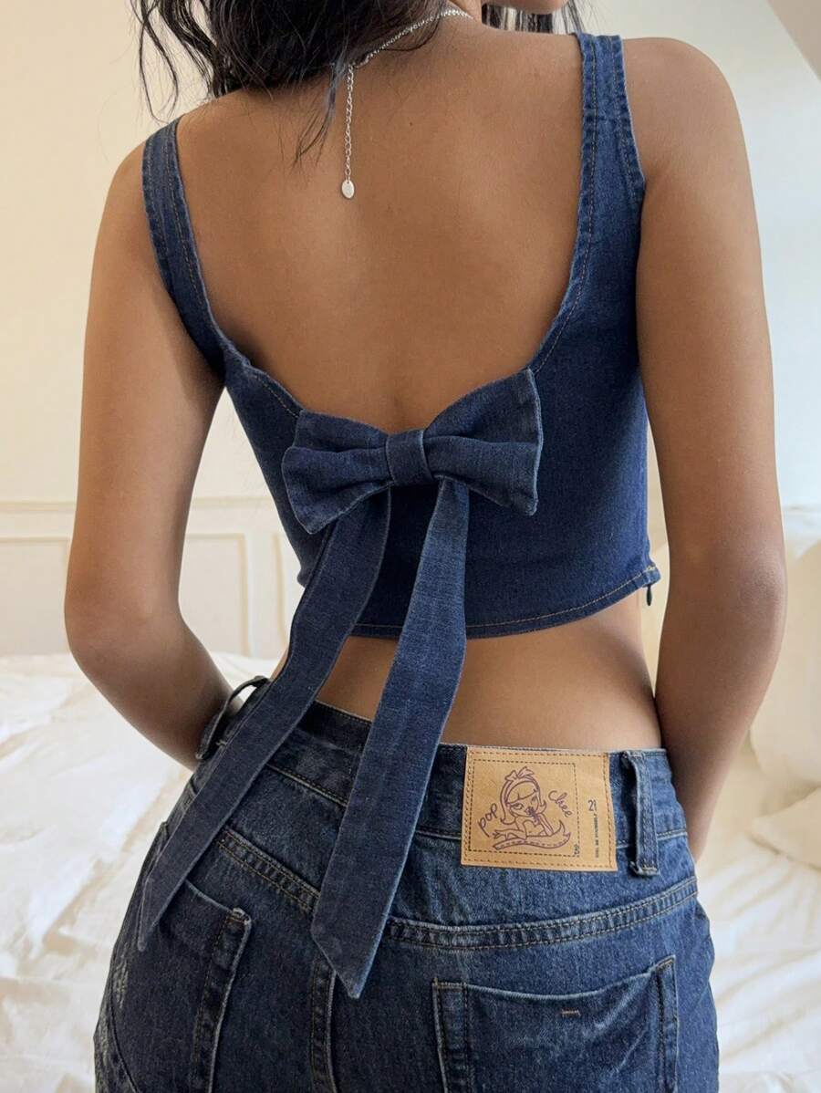 SHEIN EZwear 女士牛仔无袖紧身露脐上衣，饰有蝴蝶结，蓝色，Old Money品牌，露背/露背设计，夏季/女士夏季，适合音乐节/演唱会/锐舞派对/锐舞派对，也适合派对、假期、约会、情人节、下午茶等场合。 - 藍色 - 查看 1