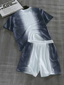 Manfinity EMRG Men Letter Print Ombre Short Sleeve T-Shirt And Shorts 2 Pieces Set