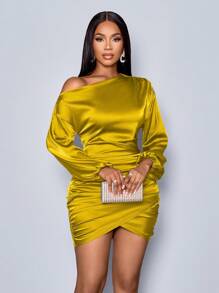 SOLERSUN Vestido corto de satén ajustado para fiesta con cuello asimétrico, manga farol de manga larga y plisado en color verde, ropa elegante para mujer en temporada de invierno y fiestas - Mostaza Amarilla - Ver 7