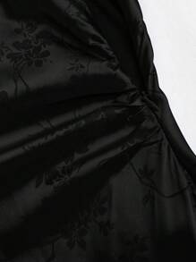 SHEIN Unity 女士纯色简约日常细肩带连衣裙长款缎面女装 - 黑色 - 查看 3