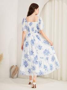 SHEIN 少女复古蓝白花卉印花荷叶边袖 A 字长裙，松紧腰优雅度假裙，适合情人节、度假风格、假日休闲、女童连衣裙、夏季/女童夏季服装/夏季服装、公主女童连衣裙 - 淺藍色 - 查看 2