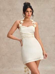 SHEIN BAE Vestido mini ajustado con bloqueo de color en color albaricoque y blanco con decoración floral 3D, tirantes de satén, adecuado para el Día de San Valentín, fiestas, citas románticas, vestidos de dama de honor, eventos formales, uso casual, celebraciones de cumpleaños, atuendo de despedida de soltera