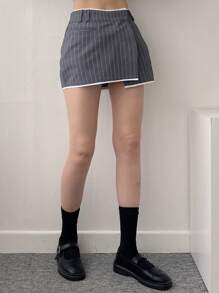 DAZY Rok Mini Wanita dengan Hem Warna Kontras, Desain 2-in-1 Rok Musim Gugur untuk Sekolah - Grey - View 6