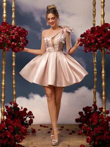 Lovelzi Vestido de Baile Luxuoso de Linha A com Bainha de Brilho, Decoração de Laço no Ombro Champanhe Brilhante de Cetim, Tule com Recorte na Frente, Bordado Manual, Vestido de Festa, Vestido de Convidado de Casamento, Vestido de Formatura - Champanhe - Visão 2