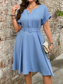 SHEIN Clasi Đầm đỏ tía cổ chữ V giản dị cho kỳ nghỉ cỡ lớn - Màu xanh lam - Xem 4