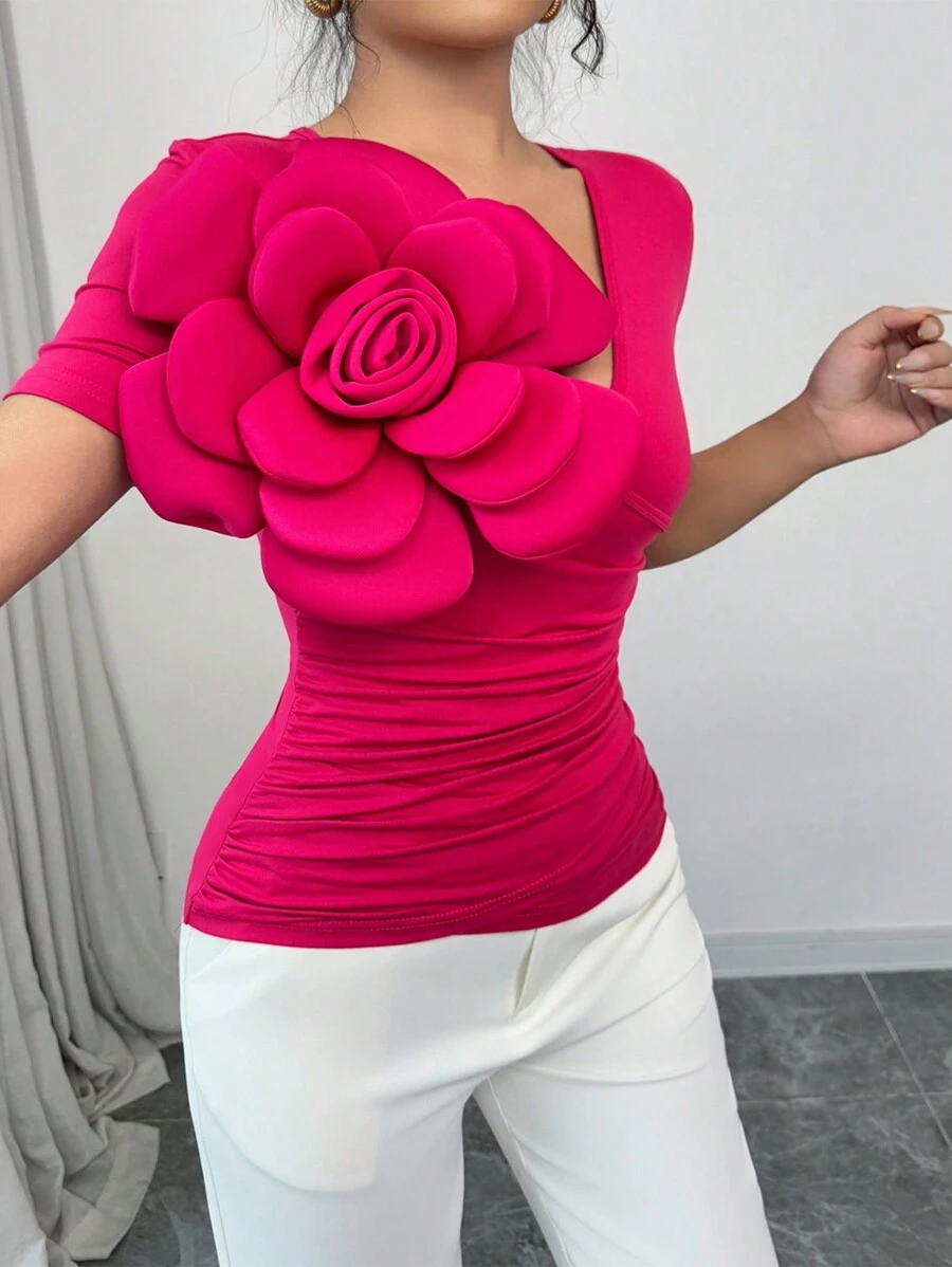 SHEIN Unity 女士纯色 V 领拼接 3D 花朵侧褶腰修身短袖 T 恤 - 玫紅色 - 查看 1