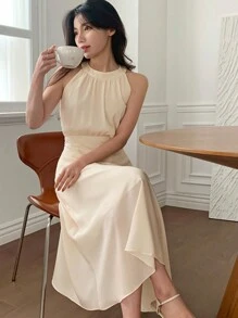 DAZY 女式无袖中长连衣裙，带吊带和束腰优雅太阳裙