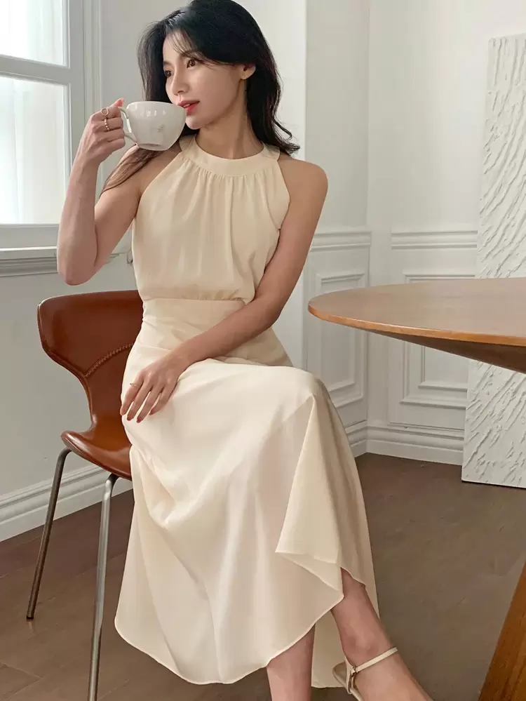 Women's Sleeveless Midi Dress With Halter And Waist Cincher Elegant Sundress