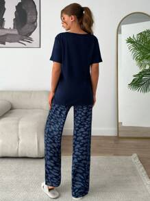 RueChic Women Cotton 2 Pcs Pocket&Ribbon And Contrast Colour Button Detail Short Sleeve Shirt And All Over Contrast Colour Heart Pattern Sleep Bottom PJ Set - Navy Blue - View 2