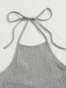 SHEIN EZwear Crop haltertop met knoopsluiting aan de achterkant