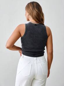 SHEIN BASICS Camiseta de punto de talla grande para mujer de unicolor, ajustada y sin mangas - Negro - Ver 2