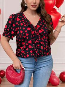 SHEIN Privé Plus Size Women's Romantic Ruffle V-Neck Short Sleeve Shirt With Heart Print Pattern, Elegant Casual For Date And Party, Spring/Summer For Valentine's Day - Black - View 4