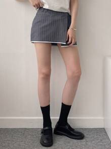 DAZY Rok Mini Wanita dengan Hem Warna Kontras, Desain 2-in-1 Rok Musim Gugur untuk Sekolah - Grey - View 8