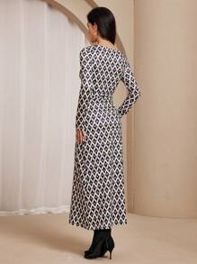 Chiquease Elegant Women Geometric Print Round Neck Long Sleeve Knitted Sweater Dress Maxi Women Outfit