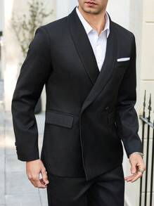 Manfinity Bizformal 男士商务通勤百搭西装外套，适合多种场合，采用INS风格黑色双排扣设计，配以披肩领和错位纽扣门襟。是日常通勤、商务活动、婚礼、派对等场合的理想之选。也是送给男友或丈夫的绝佳礼物。 - 黑色 - 查看 6