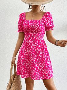 Chiquease 女式花卉印花百褶下摆休闲迷你连衣裙