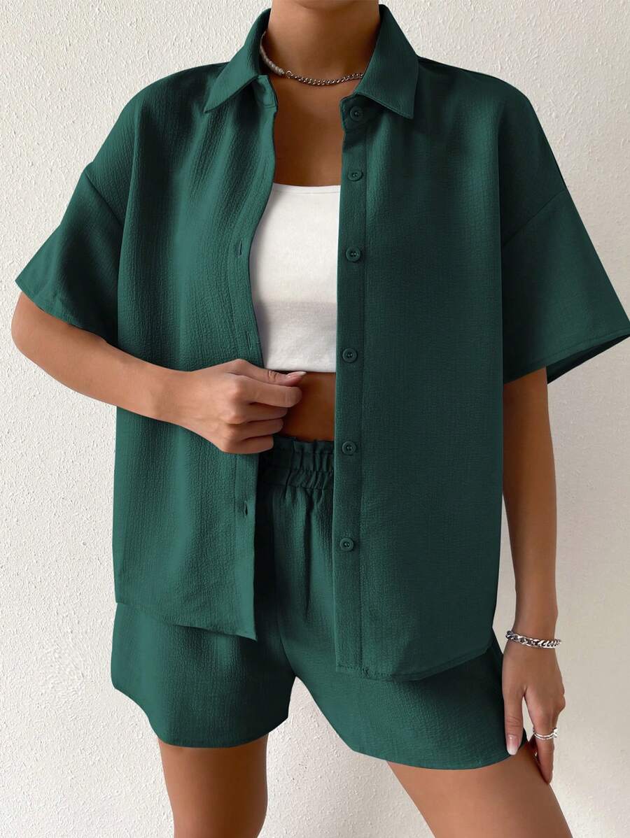 SHEIN Unity 休闲纯色短袖衬衫和短裤套装 - 墨綠色 - 查看 1