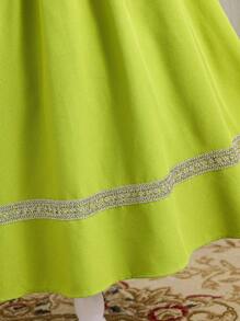 SHEIN Vestido informal de manga corta con cuello en V y ribete de volantes para niñas preadolescentes, vestido para Ramadán