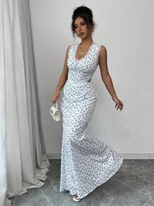 SHEIN Unity 法式时尚编织蓝色碎花蕾丝拼接露脐设计女式春季连衣裙 - 藍白色 - 查看 3