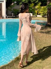 DAZY Women Fall Plant Print V-Neck Flare Sleeve Ruffle Trim Vacation Chiffon Dress Long Sleeve Dress