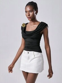 Chiquease 女士褶皱 V 领蝴蝶领装饰 T 恤