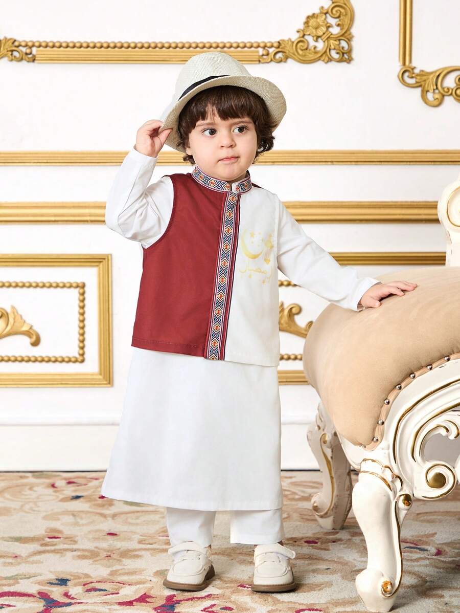 SHEIN 2 件套男婴套装：传统图案立领白色长袍和圆领红色背心，适合春夏季 - 白色 - 查看 1