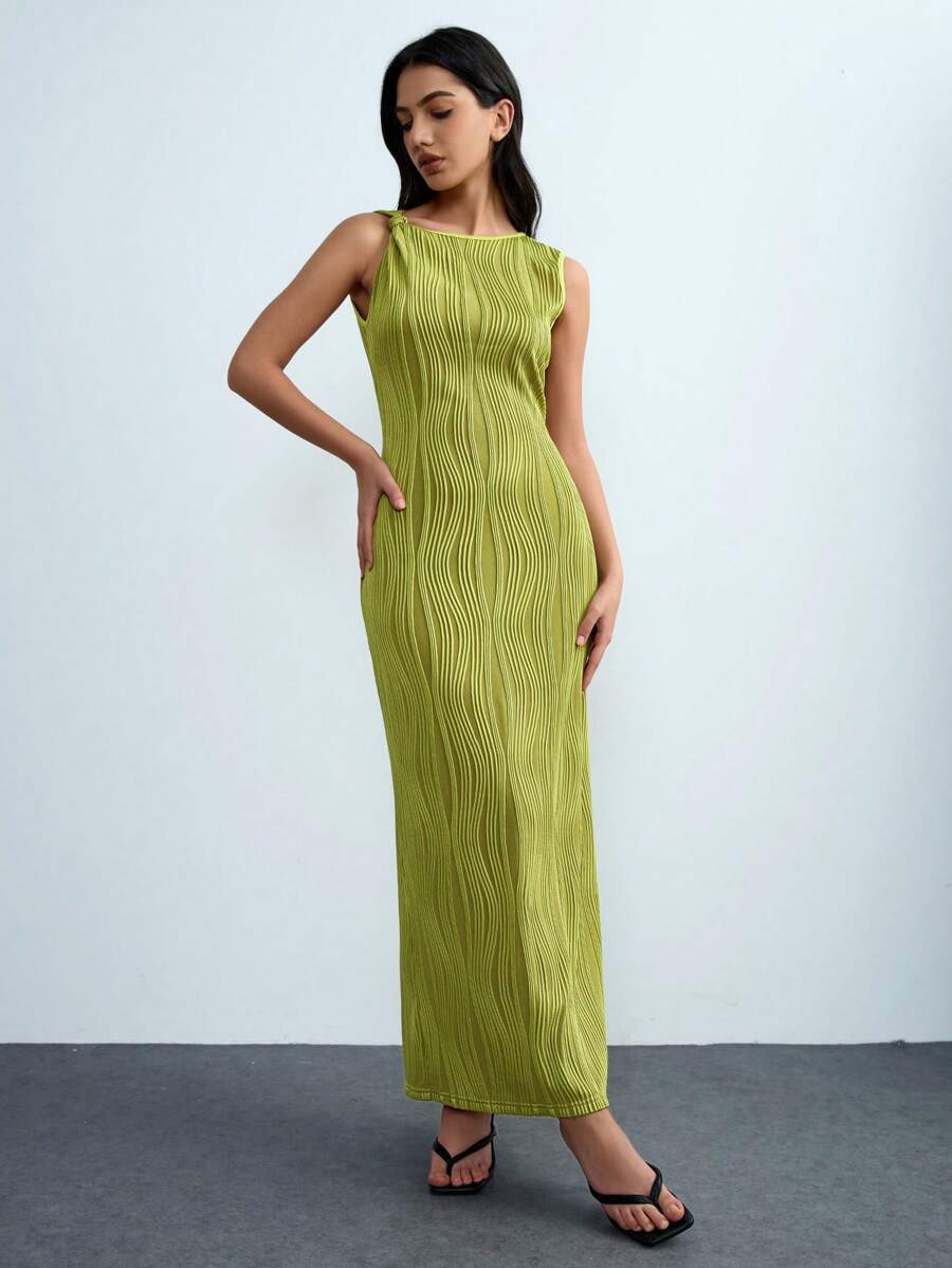 Chiquease Women's Tie Front Sleeveless Open Slit Midi Dress - Green - View 1