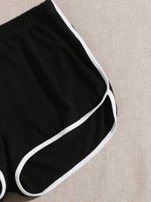 SHEIN EZwear 插肩袖短版上衣和海豚短褲套裝