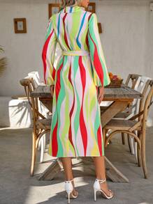 SHEIN VCAY Vestido largo con mangas farol con estampado total y ajuste envolvente con lazo, para otoño - Multicolor - Ver 2