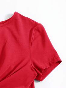 SHEIN EZwear Áo thun xoắn lại màu trơn Giải trí - Đỏ - Xem 4