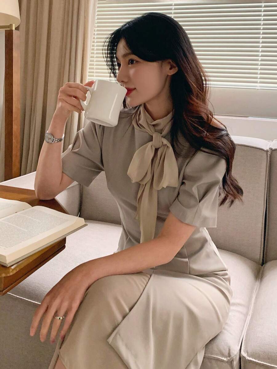 DAZY Damen Farbblock Schleife Taille Midi-Kleid