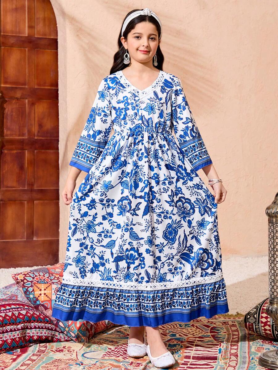 Girl's Blue Floral Print White V-Neck Ruffle Hem Splicing Lace Decor Dress - Multicolor - View 1