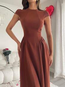 Siren Gaze 女士纯色圆领短袖褶皱简约休闲长裙 - 棕色 - 查看 5