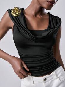 Chiquease 女士褶皱 V 领蝴蝶领装饰 T 恤