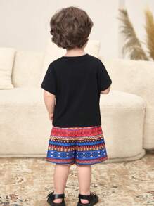SHEIN 2pcs/Set Baby Boy Summer Casual Geometric Print Short Sleeve Top And Shorts Set, Suitable For Birthday Party, Casual, Party, Performance, Wedding, And 1st Birthday Celebration - Multicolor - View 2
