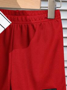 SHEIN 男婴夏季可爱休闲字母条纹短袖上衣和松紧腰短裤套装，适合春夏季日常穿着、上学、旅行和运动 - 紅色 - 查看 17