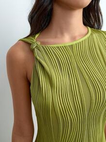 Chiquease Women's Tie Front Sleeveless Open Slit Midi Dress - Green - View 7