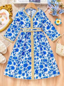 SHEIN Young Girl Eid Mubarak Blue Floral Print, Golden Belt Patchwork V-Neck Cinched Waist Long Sleeve Dress, Suitable For Party, Banquet, Vacation In Summer