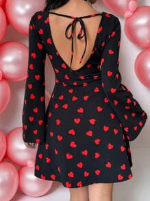 SHEIN Essnce Women's Heart Print Round Neck Bell Sleeve Cute Mini Dress For Valentine's Day